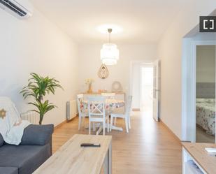 Living room of Flat to rent in  Barcelona Capital  with Air Conditioner, Heating and Furnished