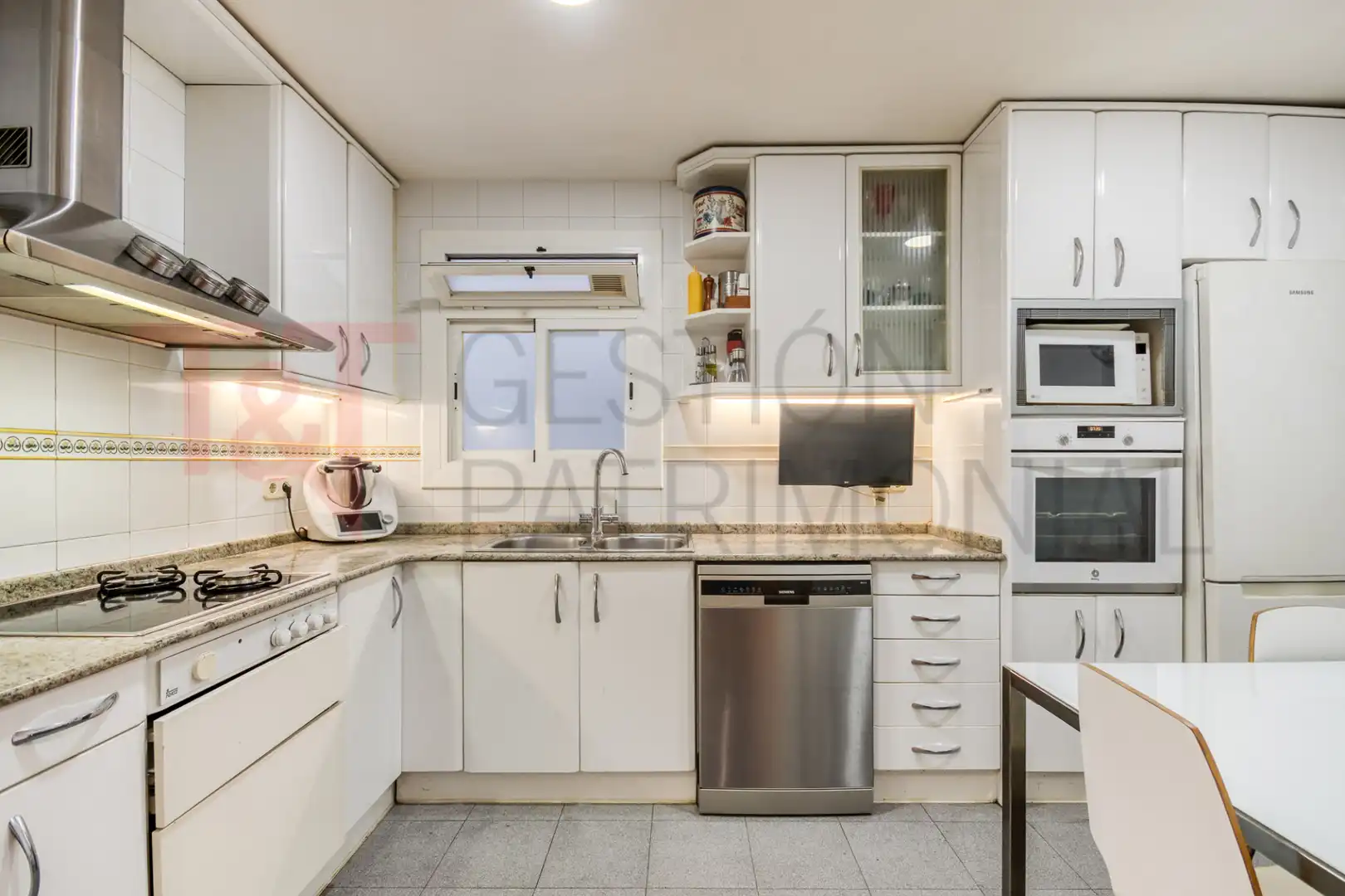 Cocina de Piso en venta en Barcelona con Aire acondicionado, Calefacción y Parquet