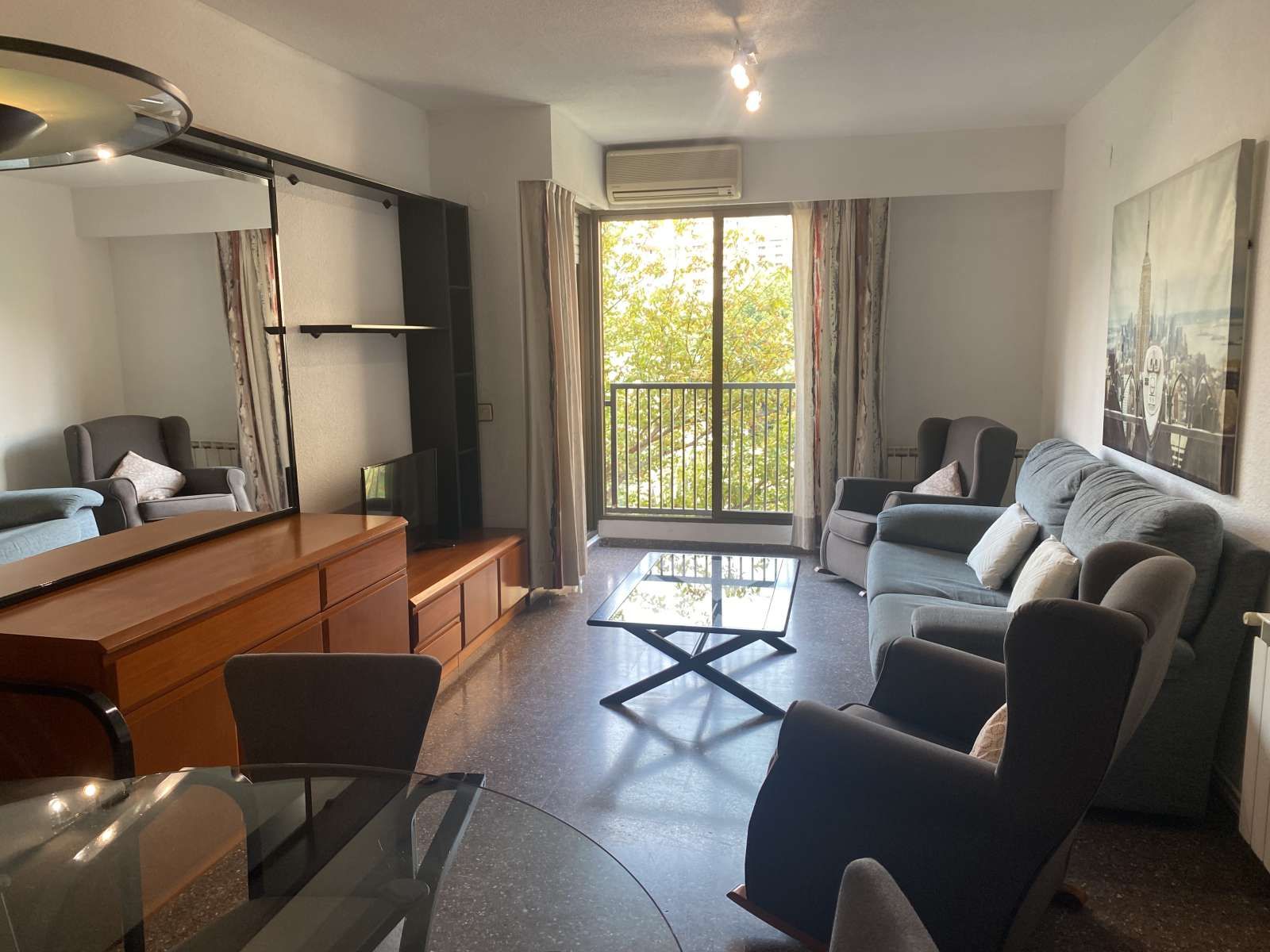 Sala de estar de Apartamento para compartir en  Valencia Capital con Aire acondicionado, Calefacción y Terraza