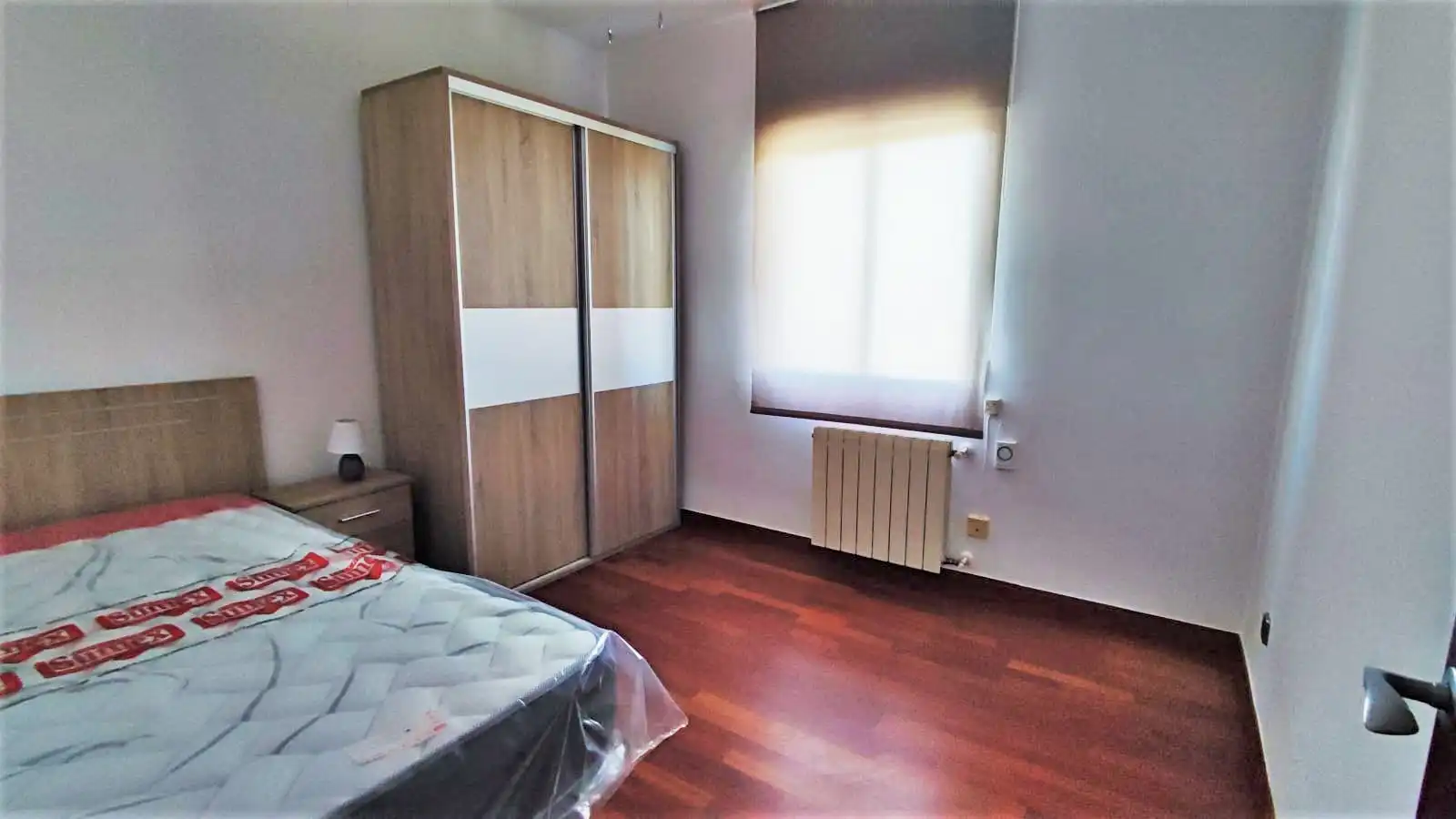 Bedroom of Flat for rent in Badajoz  with Air Conditioner, Heating and Parquet flooring