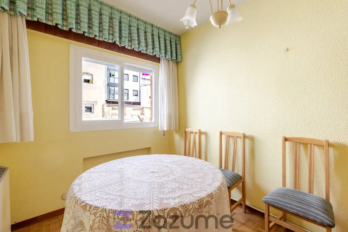 Bedroom of Flat for rent in Madrid  with Heating, Parquet flooring and Terrace