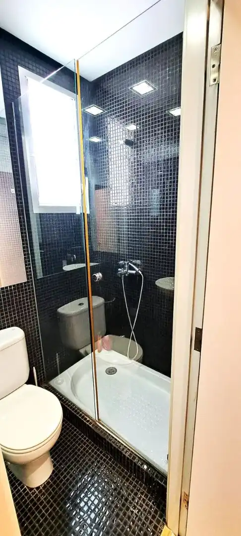 Bany de Pis de lloguer en Las Palmas de Gran Canaria amb Moblat