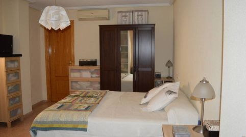 Foto 4 de Dúplex en venta en Calle Luis Buñuel, Centro, Elda