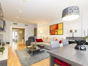 Appartamento con balcone in vendita a Calle Carmen Conde 83