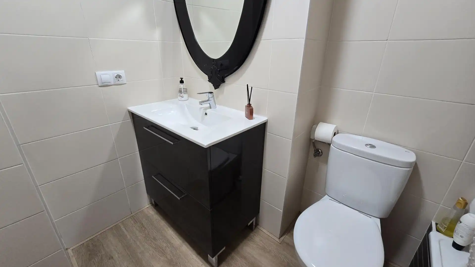 Baño de Planta baja en venta en Elche / Elx con Trastero y Amueblado