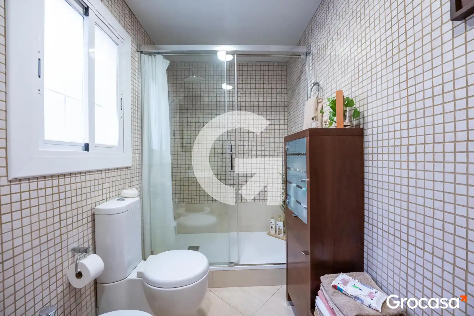 Badezimmer von Dachboden zum Verkauf in Cornellà de Llobregat mit Klimaanlage, Heizung und Terrasse