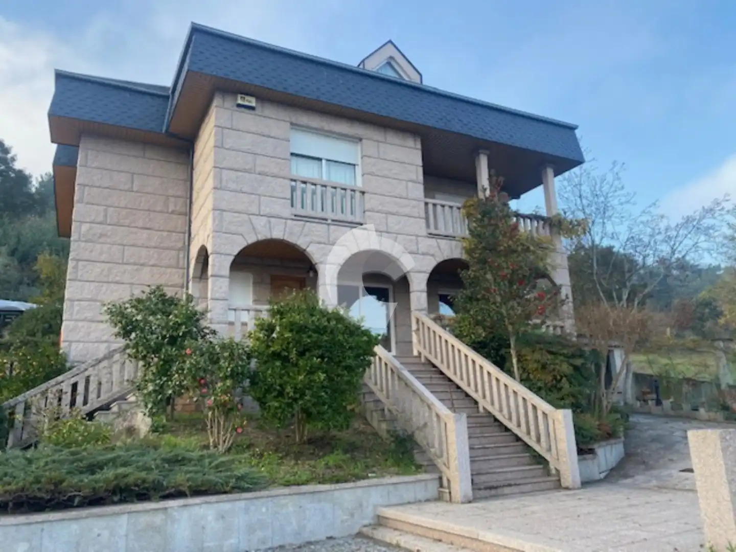 Casa amb terrassa en venda a Barbadás