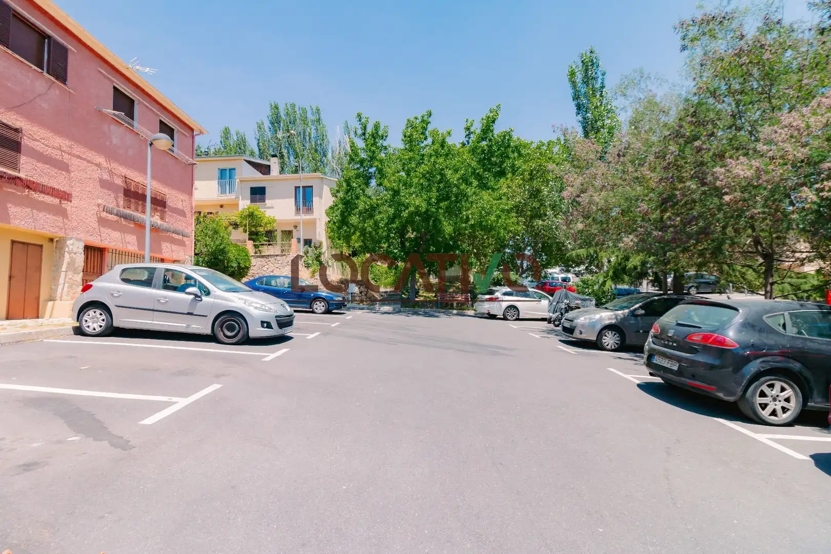 Parking of Detached homes for sale in San Lorenzo de El Escorial  with Air Conditioner, Heating and Private garden