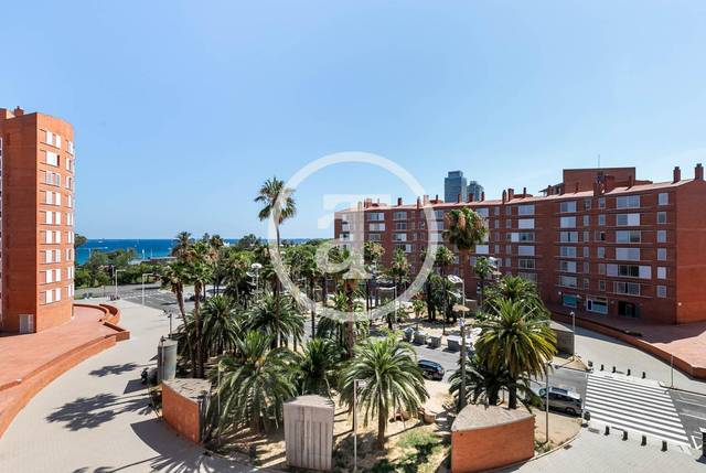 Piso en Alquiler en Plaça de Tirant lo Blanc en La Vila Olímpica del Poblenou