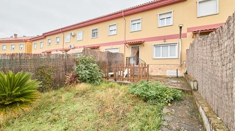 Foto 2 de Casa adosada en venda a Calle Carretera, Cantagallo, Salamanca