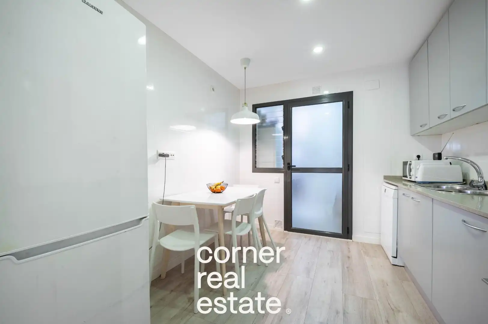 Exterior view of Ground floor for sale in Sant Cugat del Vallès  with Heating, Parquet flooring and Terrace