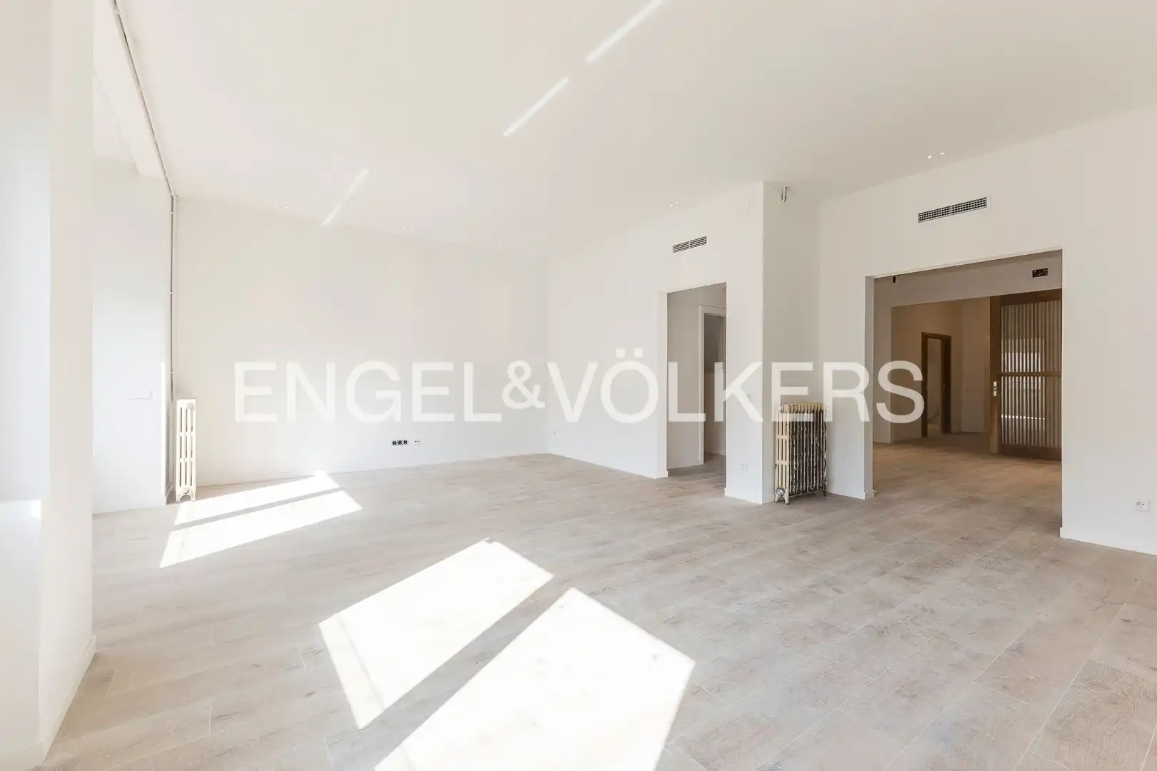 Sala de estar de Piso de alquiler en Barcelona con Aire acondicionado, Calefacción y Parquet