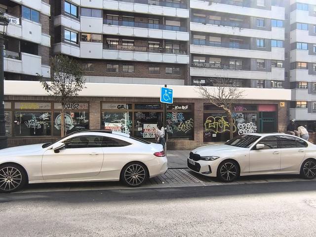 Local comercial en Alquiler en Rúa Zamora, 51 en O Castro