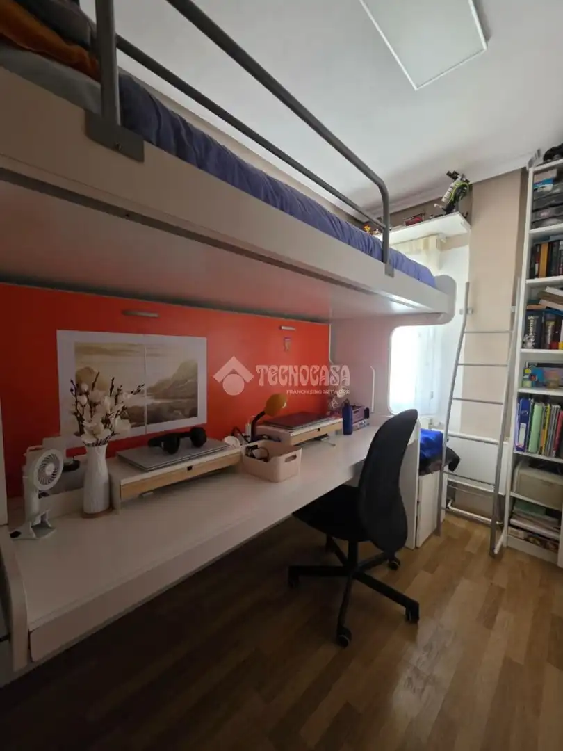 Habitación de Piso en venta en Alcorcón con Calefacción, Terraza y Trastero