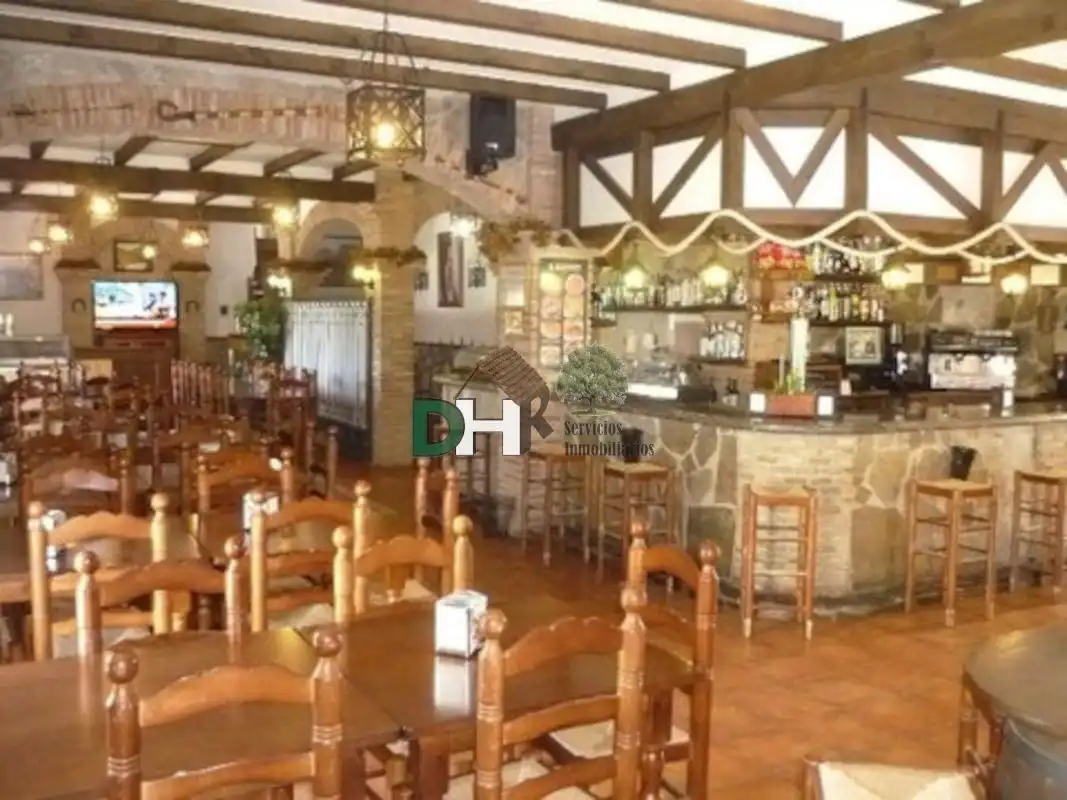 Houses for sale in Cáceres  with Air Conditioner, Heating and Storage room
