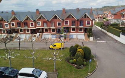 Exterior view of Single-family semi-detached for sale in Sariegos  with Heating, Private garden and Parquet flooring