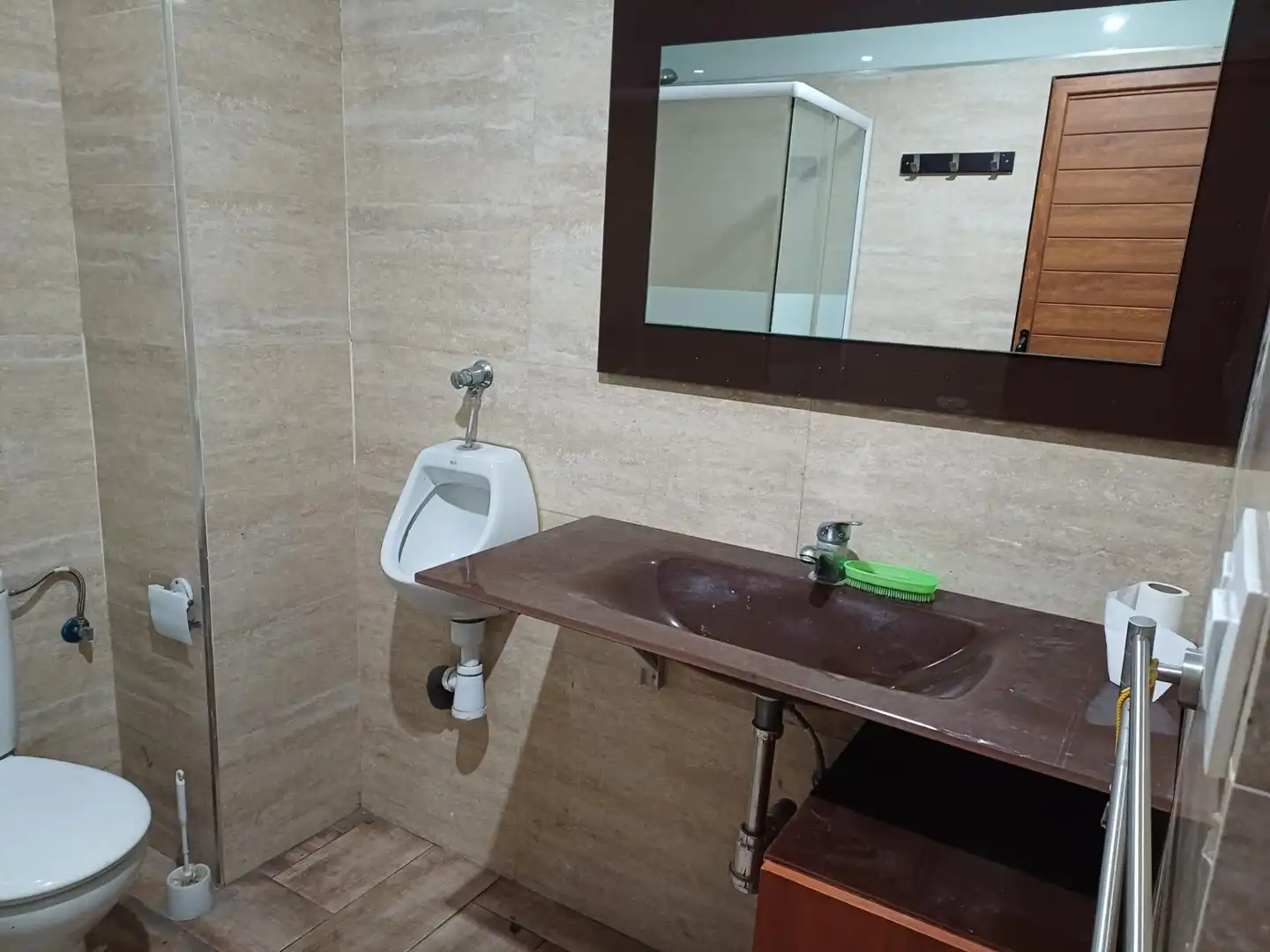 Baño de Nave industrial de alquiler en Camargo