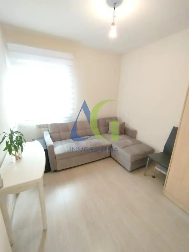 Wohnzimmer von Wohnung zum Verkauf in León Capital  mit Heizung, Parkett und Abstellraum