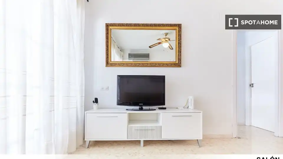 Sala de estar de Piso de alquiler en Sevilla con Aire acondicionado, Calefacción y Amueblado