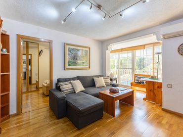 Flat with pool for sale in Pobles del Sud