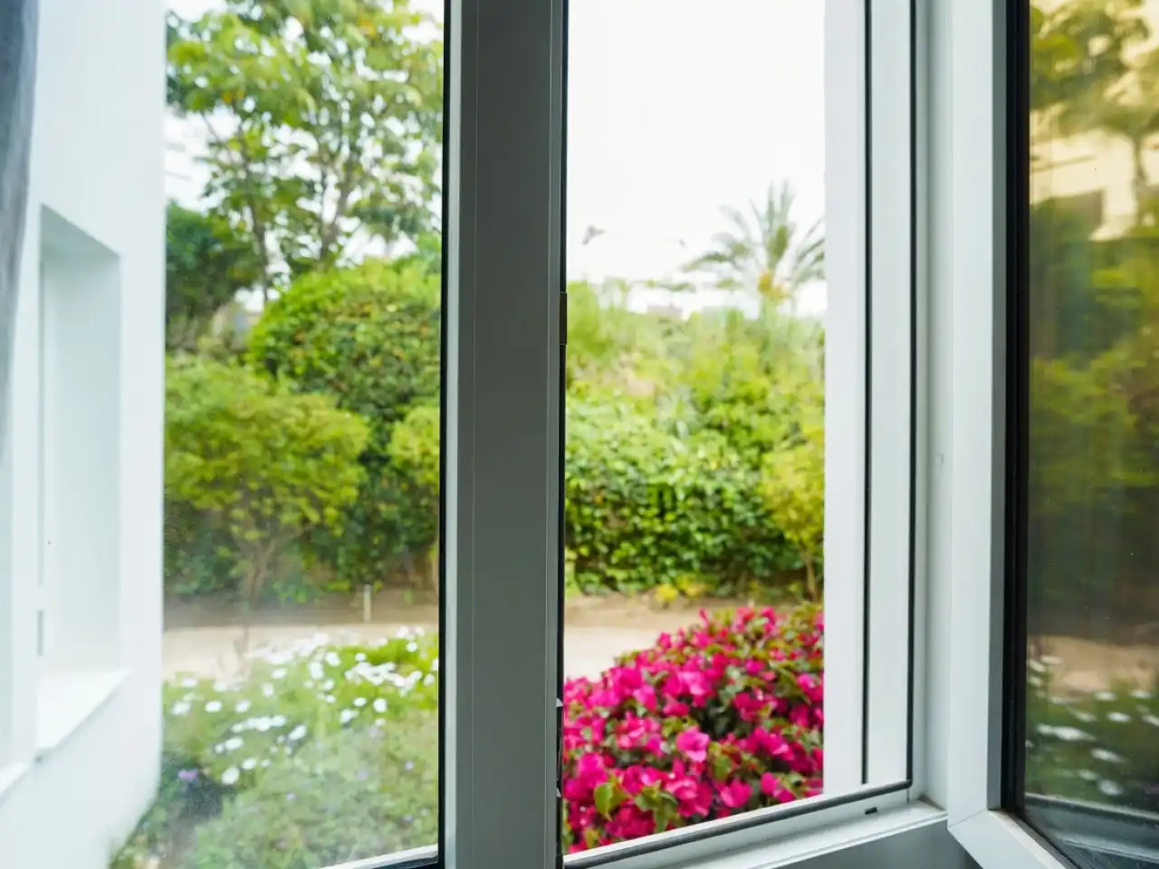 Jardín de Planta baja en venta en Marbella con Aire acondicionado, Calefacción y Jardín privado