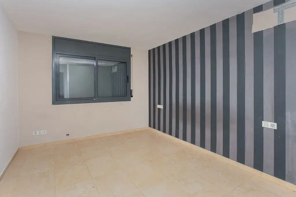Habitación de Casa o chalet en venta en Corbera de Llobregat con Piscina comunitaria