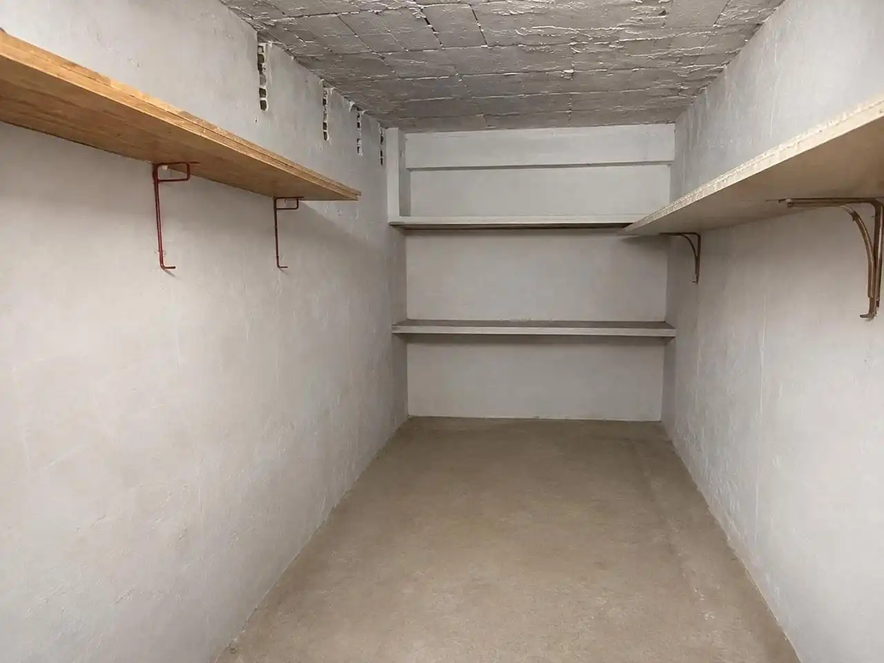 Planta baja en venta en San Juan de Aznalfarache con Trastero y Amueblado
