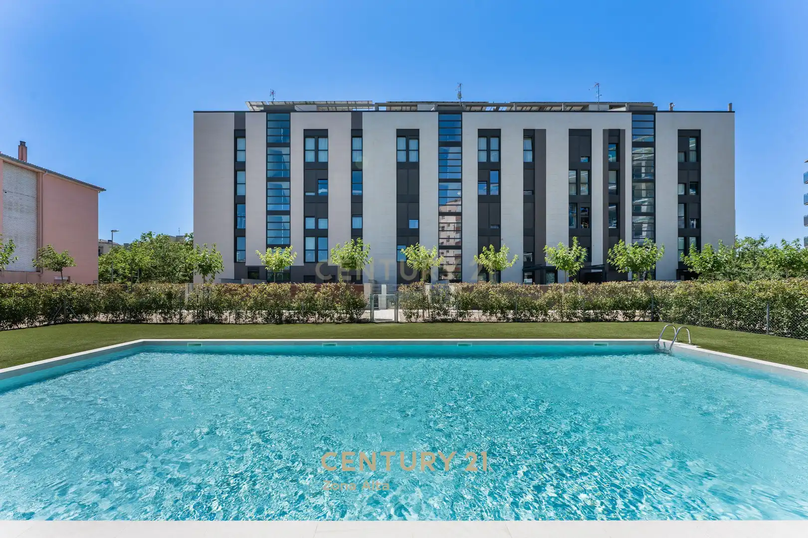 Swimming pool of Buildings for sale in Vilafranca del Penedès  with Community pool