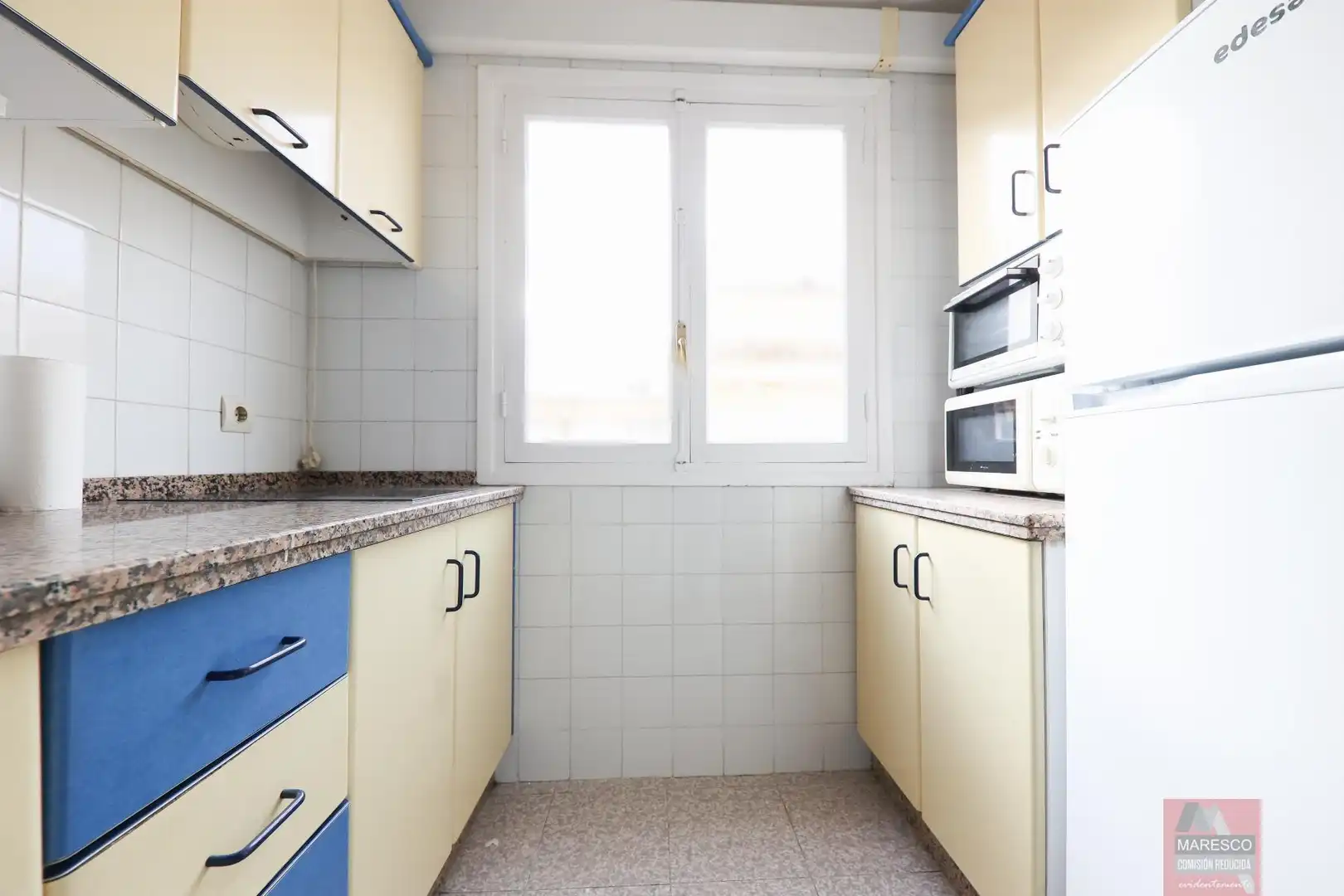 Kitchen of Flat for sale in Fuengirola  with Air Conditioner, Terrace and Balcony