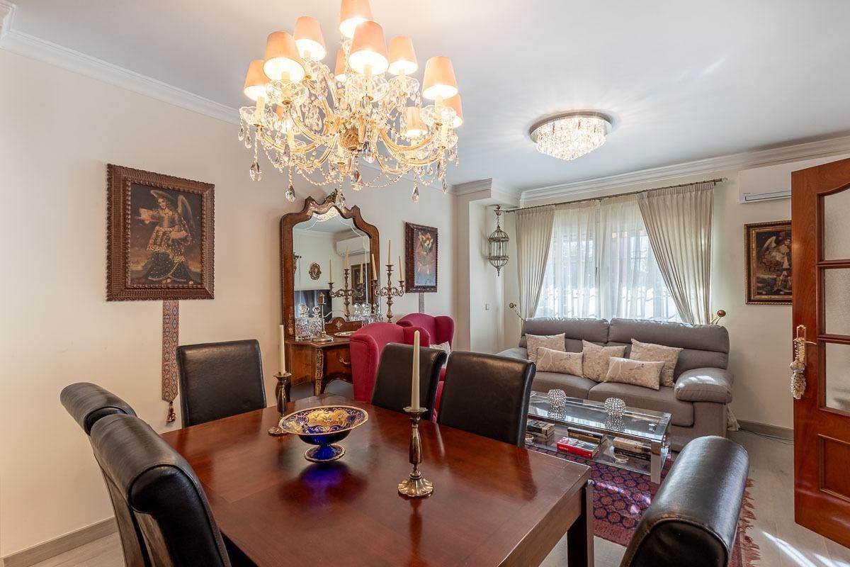 Comedor de Casa o chalet en venta en Cúllar Vega con Aire acondicionado, Terraza y Trastero