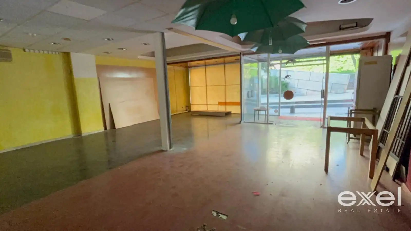 Local en venta en Cornellà de Llobregat