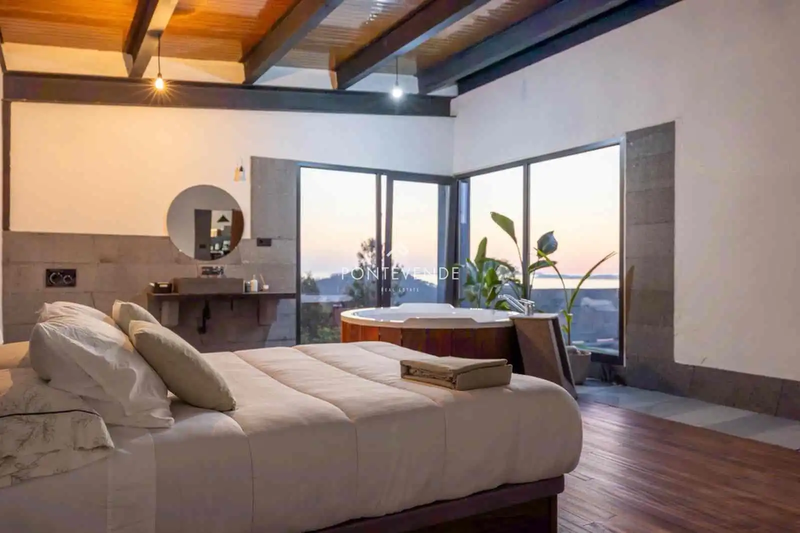 Habitación de Casa o chalet en venta en Marín con Aire acondicionado, Calefacción y Jardín privado