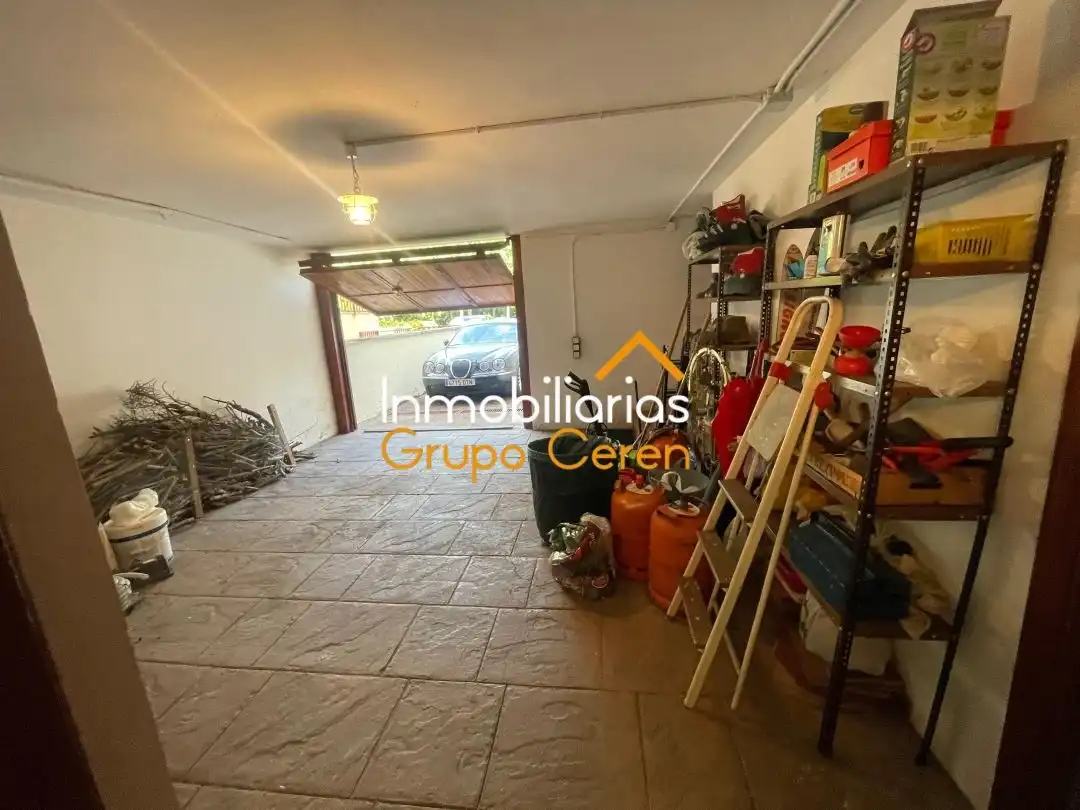 Casa adosada en venda a Ezcaray