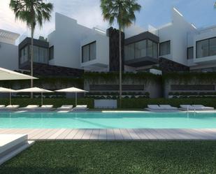 Swimming pool of House or chalet to rent in Estepona  with Air Conditioner, Terrace and Furnished