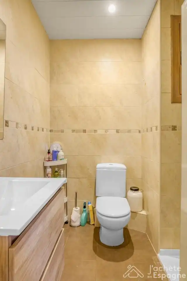 Baño de Apartamento en venta en Gavà con Calefacción y Terraza