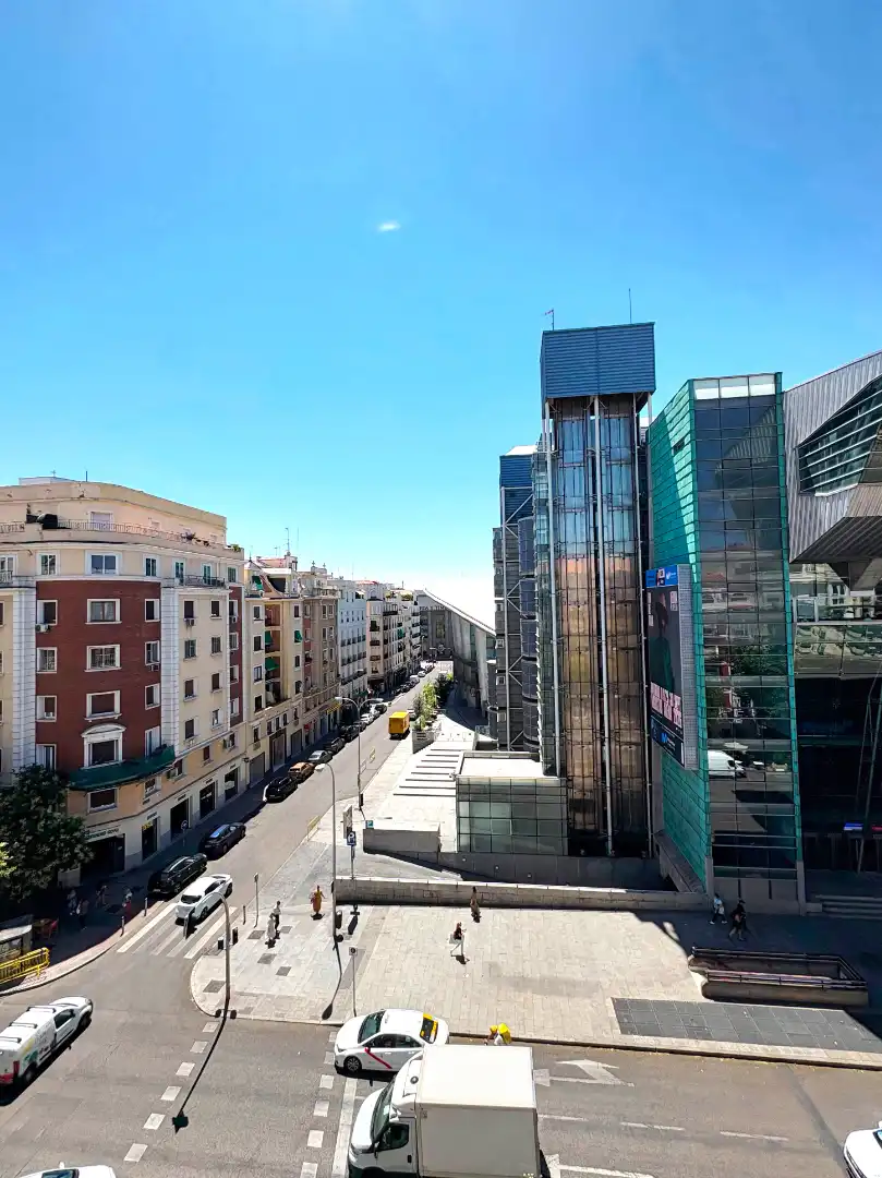 Pis amb terrassa de lloguer a Calle de la Fuente del Berro 22, imagen 17