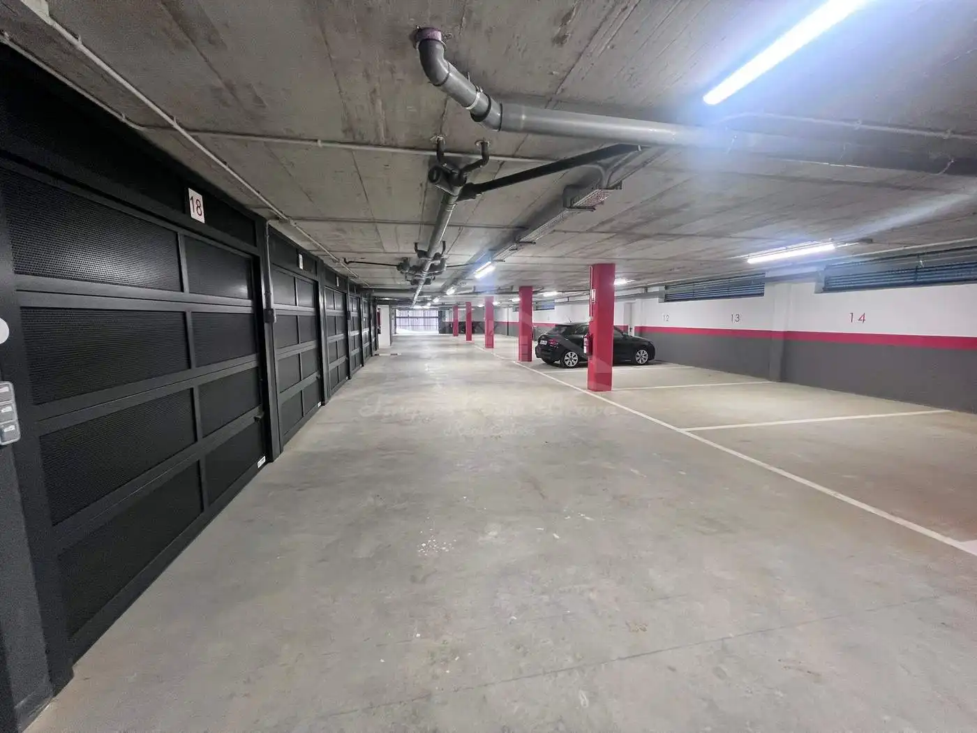 Parking de Apartamento en venta en Pals con Aire acondicionado, Calefacción y Jardín privado