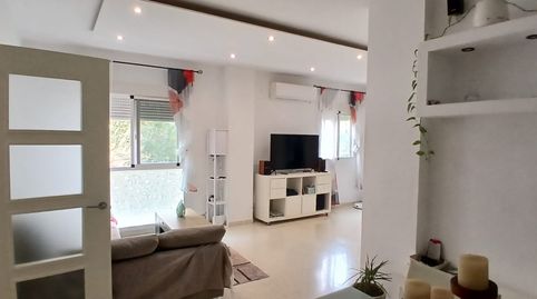 Foto 4 de Piso en venta en Calle Doctor Hermosilla Molina, Colores - Entreparques, Sevilla Capital