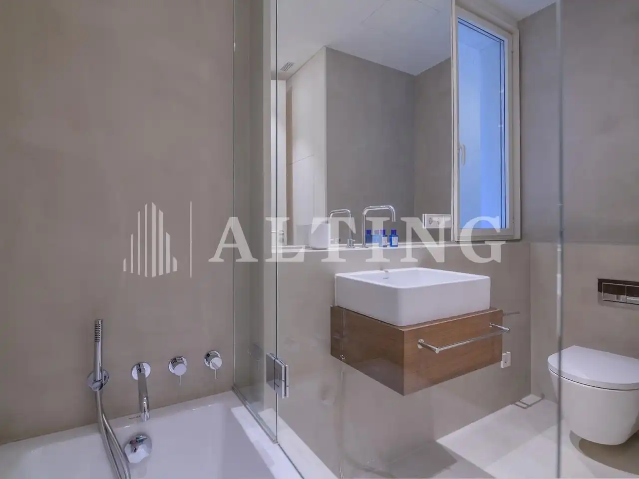 Piso con terraza en venta en Carrer Carrer Aribau 306, imagen 23