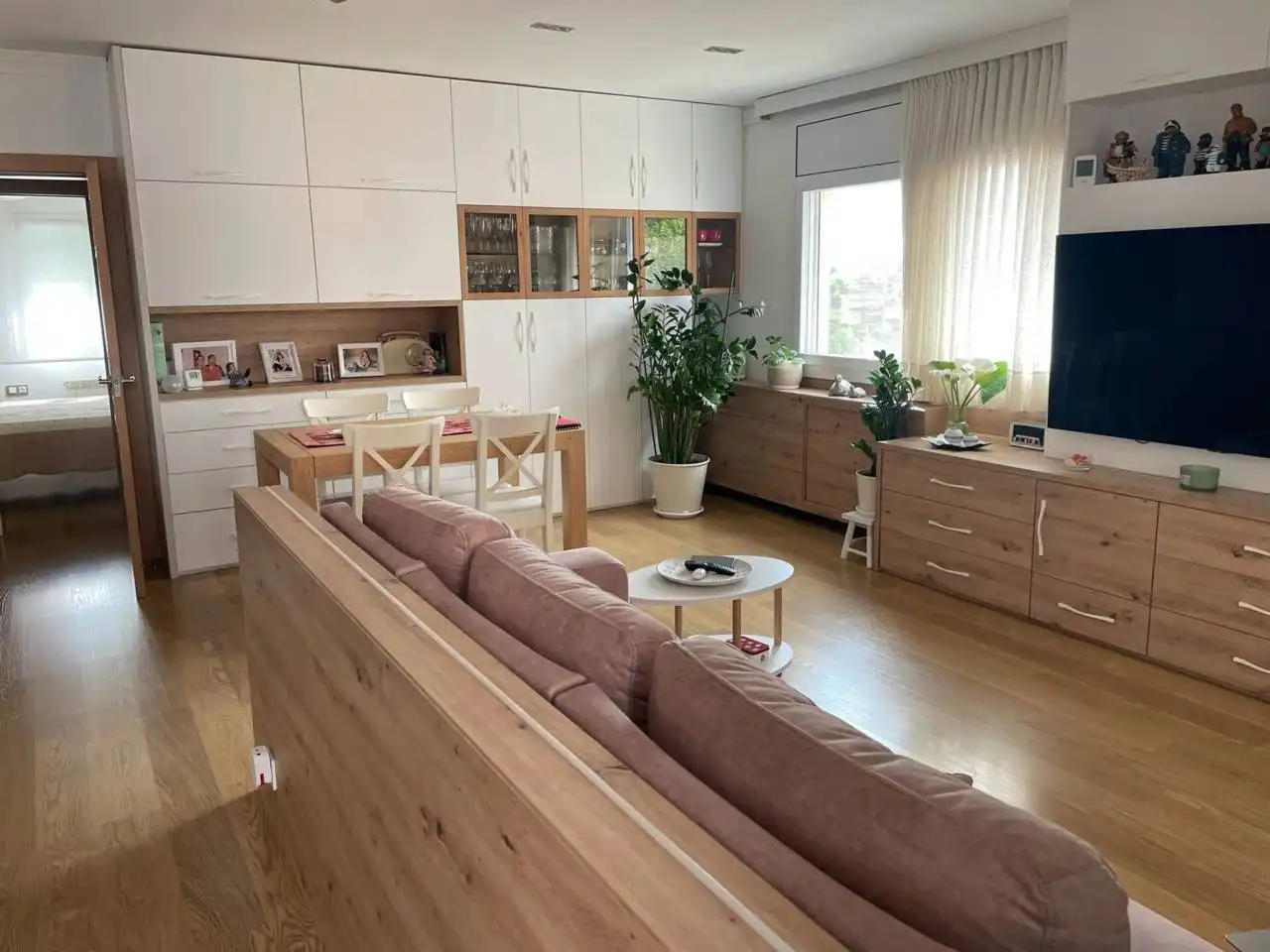 Sala de estar de Casa o chalet en venta en Lliçà d'Amunt con Calefacción, Jardín privado y Terraza