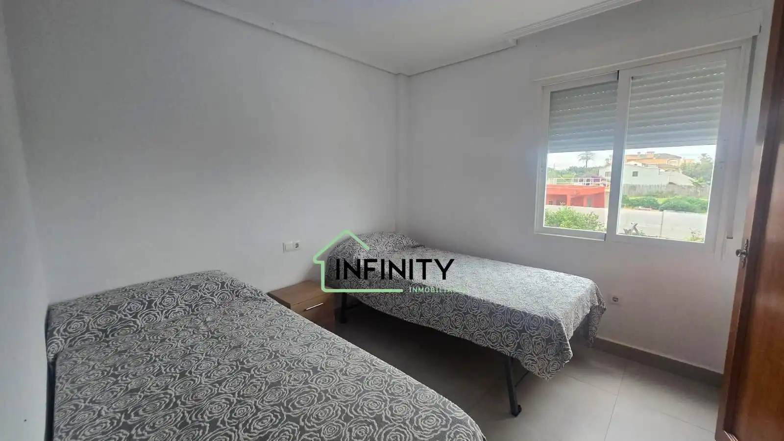 Bedroom of Houses for sale in Tavernes de la Valldigna  with Balcony