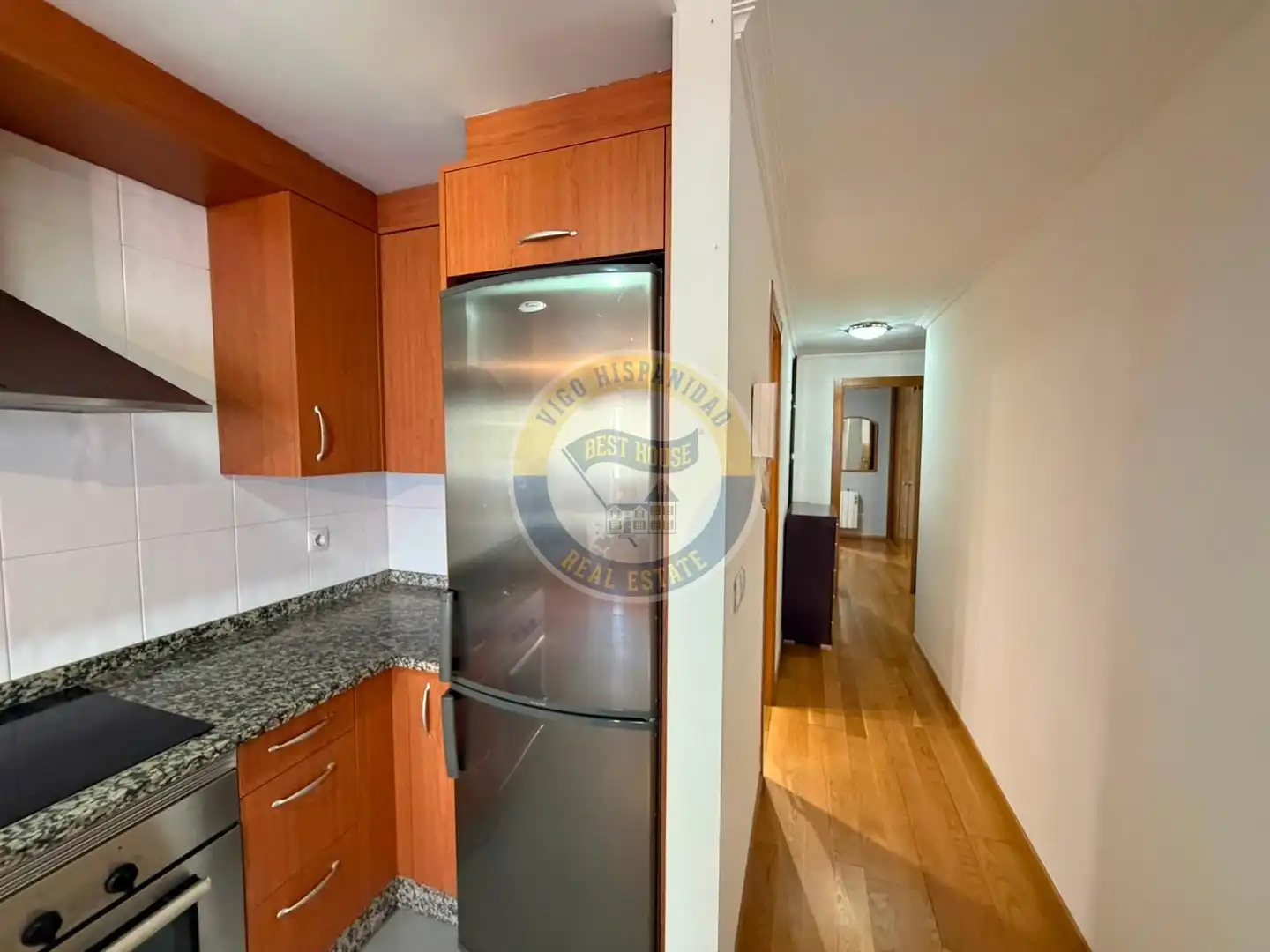 Cocina de Apartamento de alquiler en Vigo  con Calefacción y Amueblado