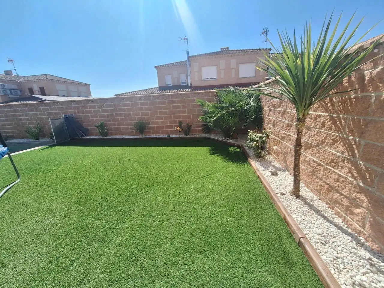 Jardín de Casa adosada en venta en Carranque con Aire acondicionado, Calefacción y Terraza