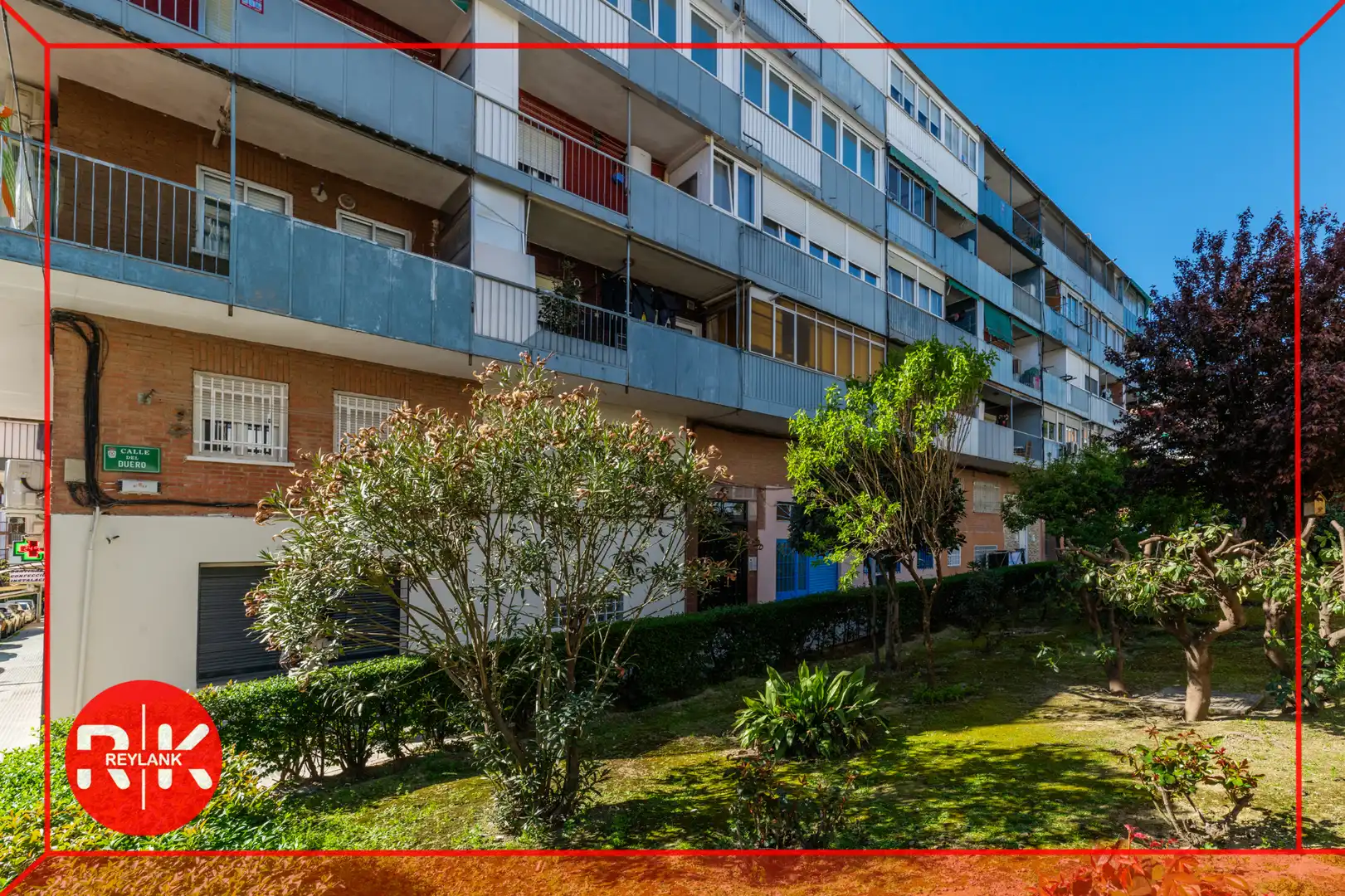 Außenansicht von Wohnung zum Verkauf in Coslada mit Klimaanlage