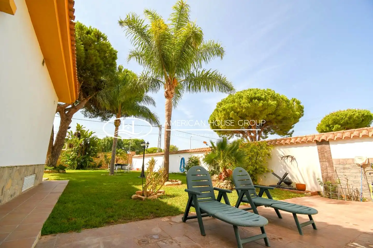 Garden of Houses for sale in Chiclana de la Frontera  with Air Conditioner, Heating and Private garden