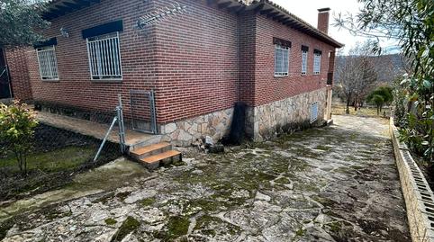 Foto 2 de Casa adosada en venta en Avenida Central, 9a, Robledo de Chavela, Madrid