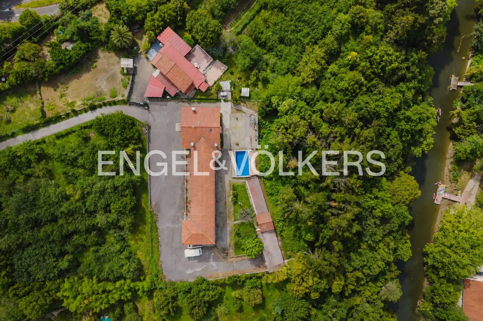 Exterior view of Houses for sale in Donostia - San Sebastián   with Air Conditioner, Heating and Private garden