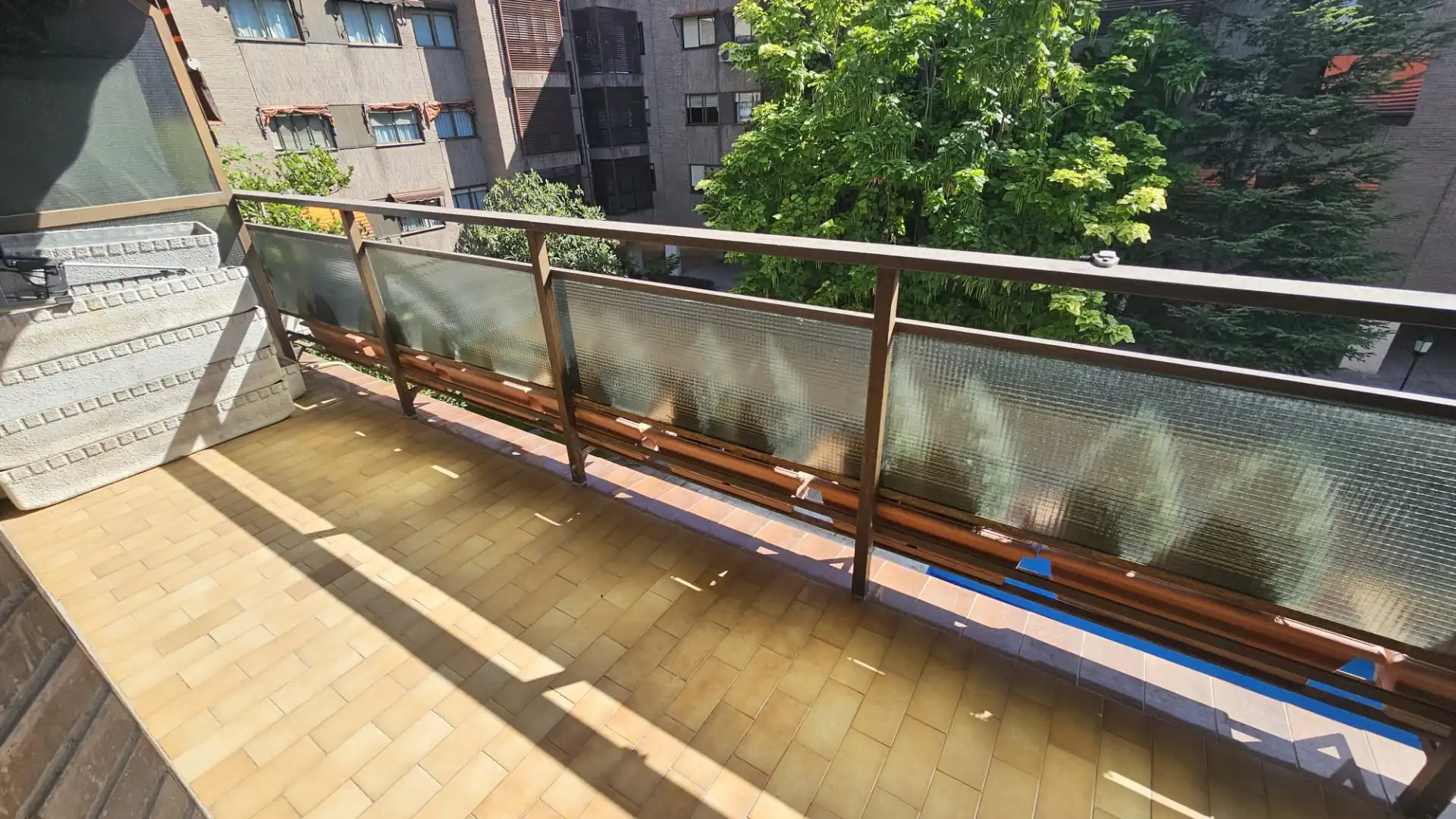 Terrasse von Wohnung zum Verkauf in Madrid mit Klimaanlage, Heizung und Privatgarten