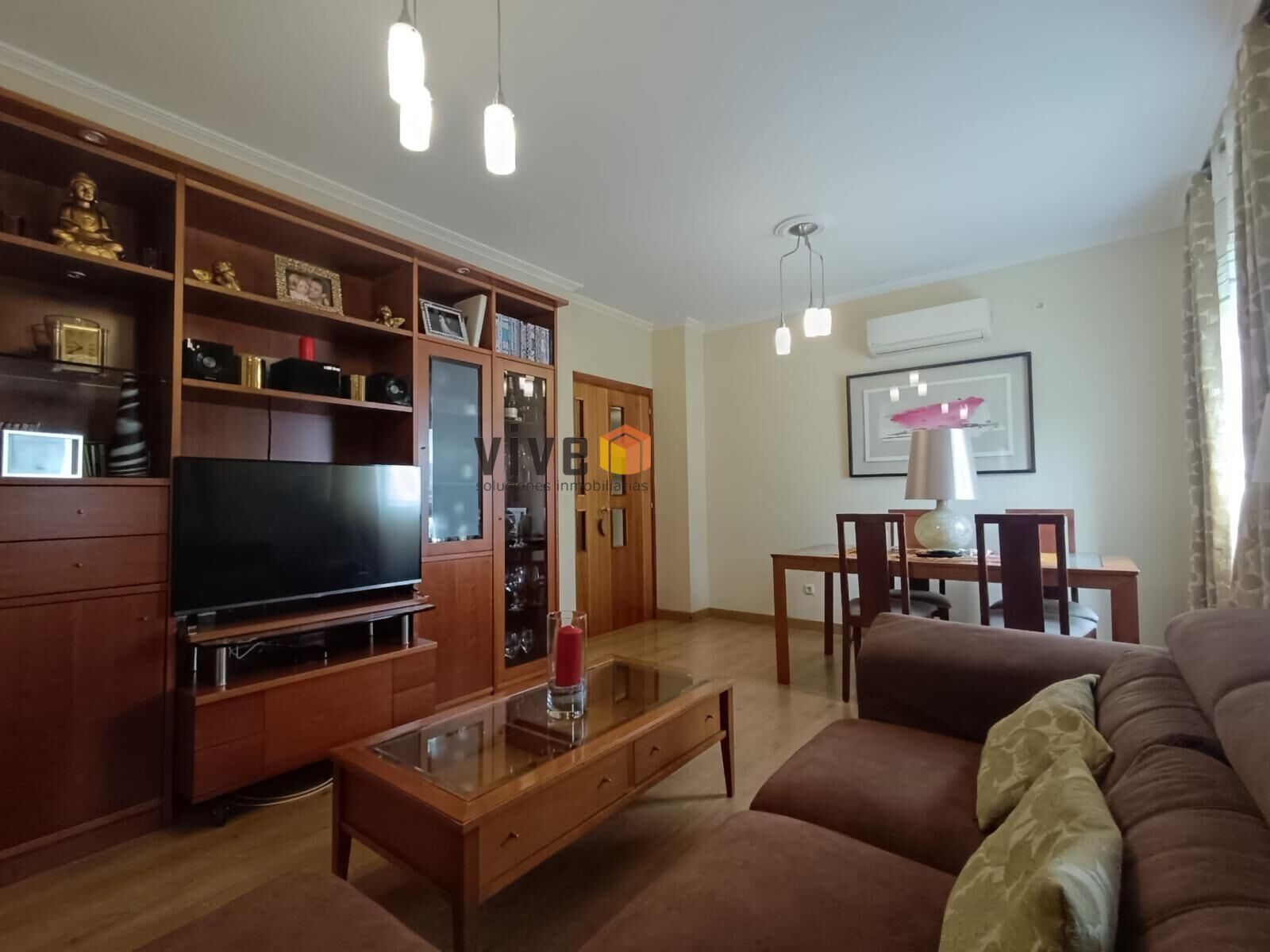 Living room of Flat for sale in  Sevilla Capital  with Air Conditioner and Storage room