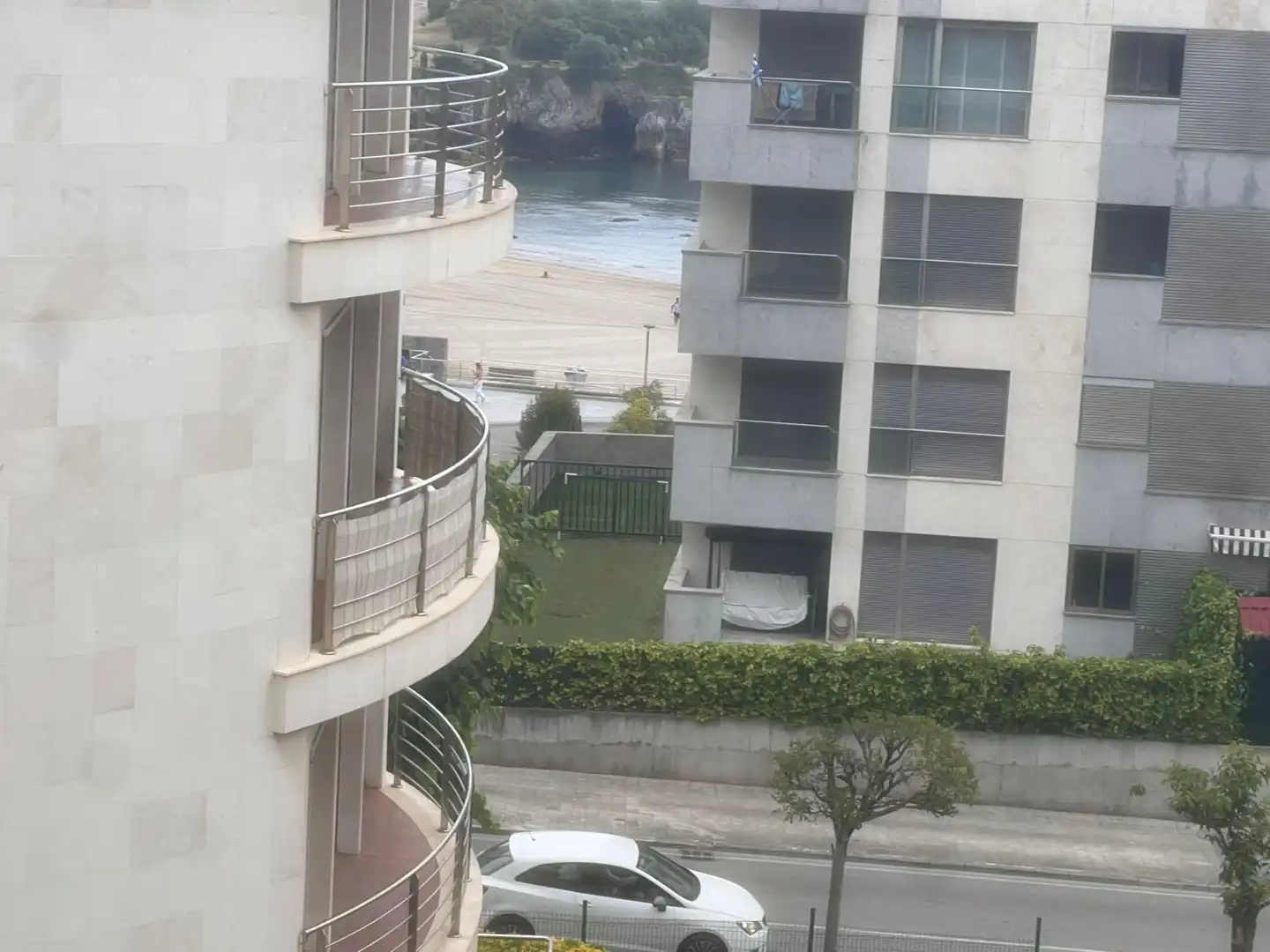 Terraza de Piso en venta en Castro-Urdiales con Calefacción, Terraza y Piscina comunitaria
